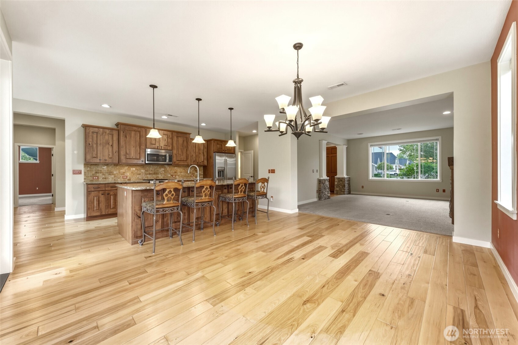 1114 Se Creekside Drive Property Photo 11