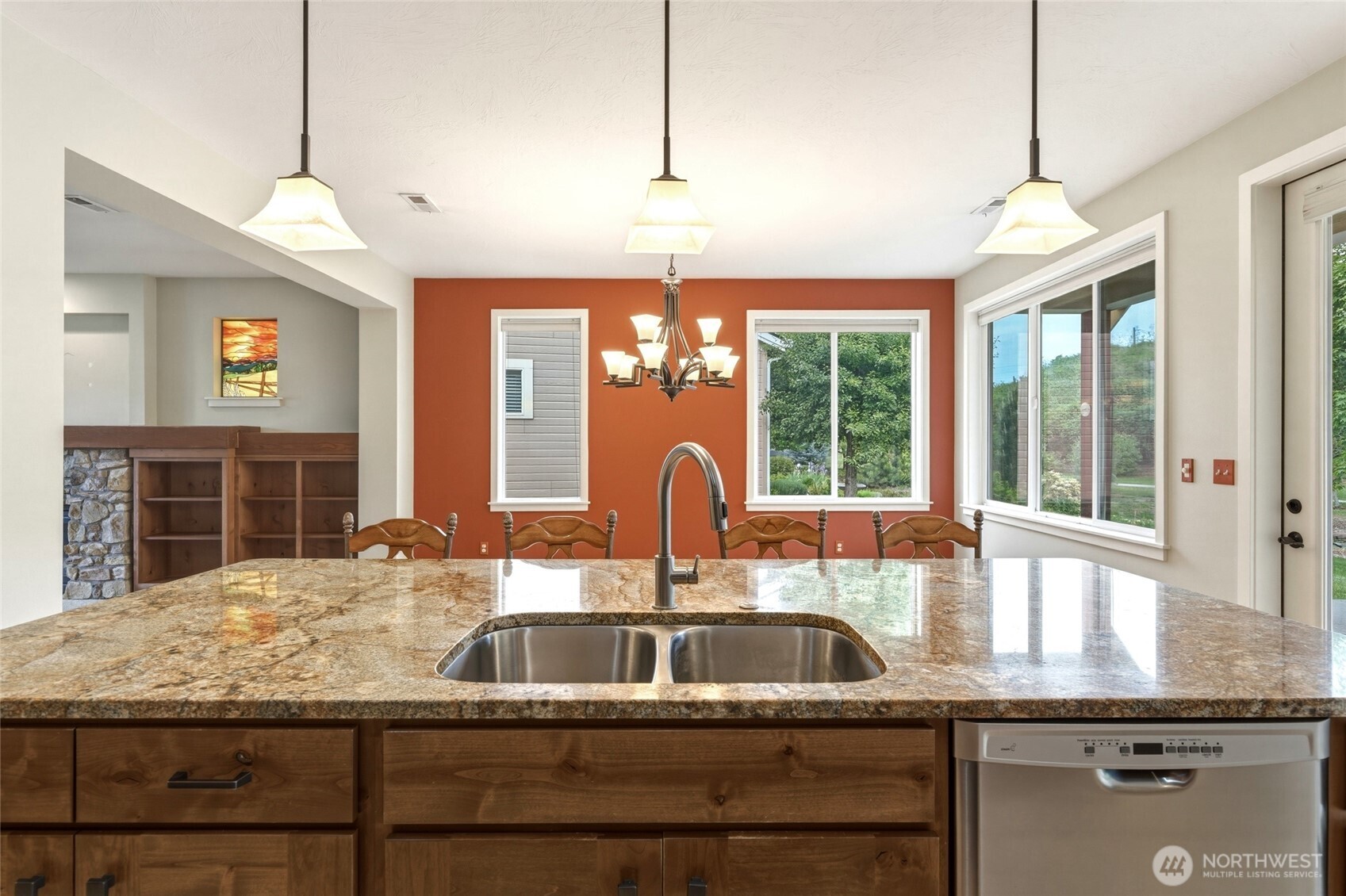 1114 Se Creekside Drive Property Photo 14