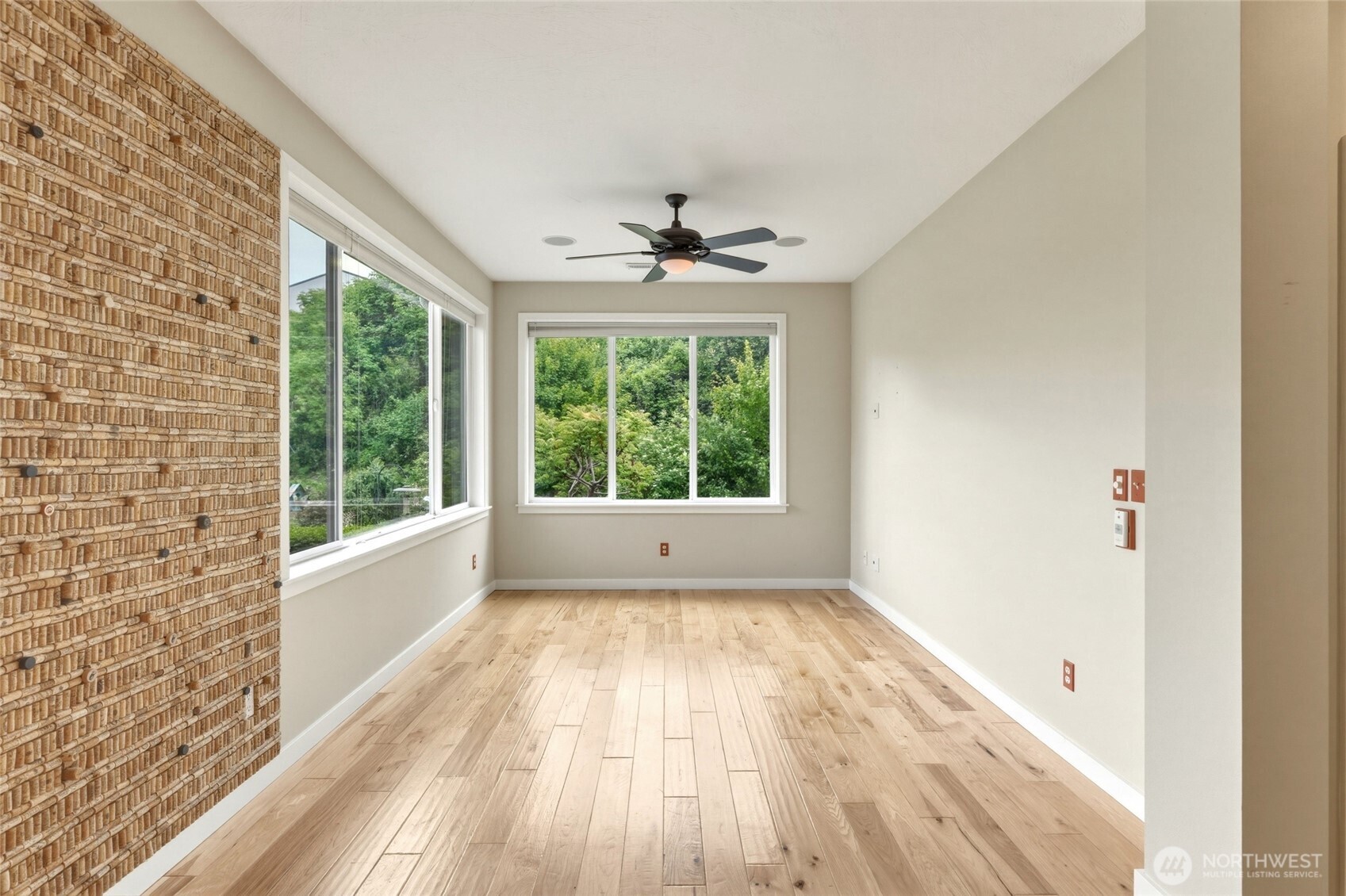 1114 Se Creekside Drive Property Photo 15