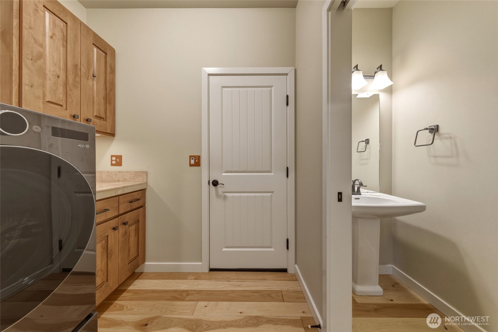 1114 Se Creekside Drive Property Photo 18