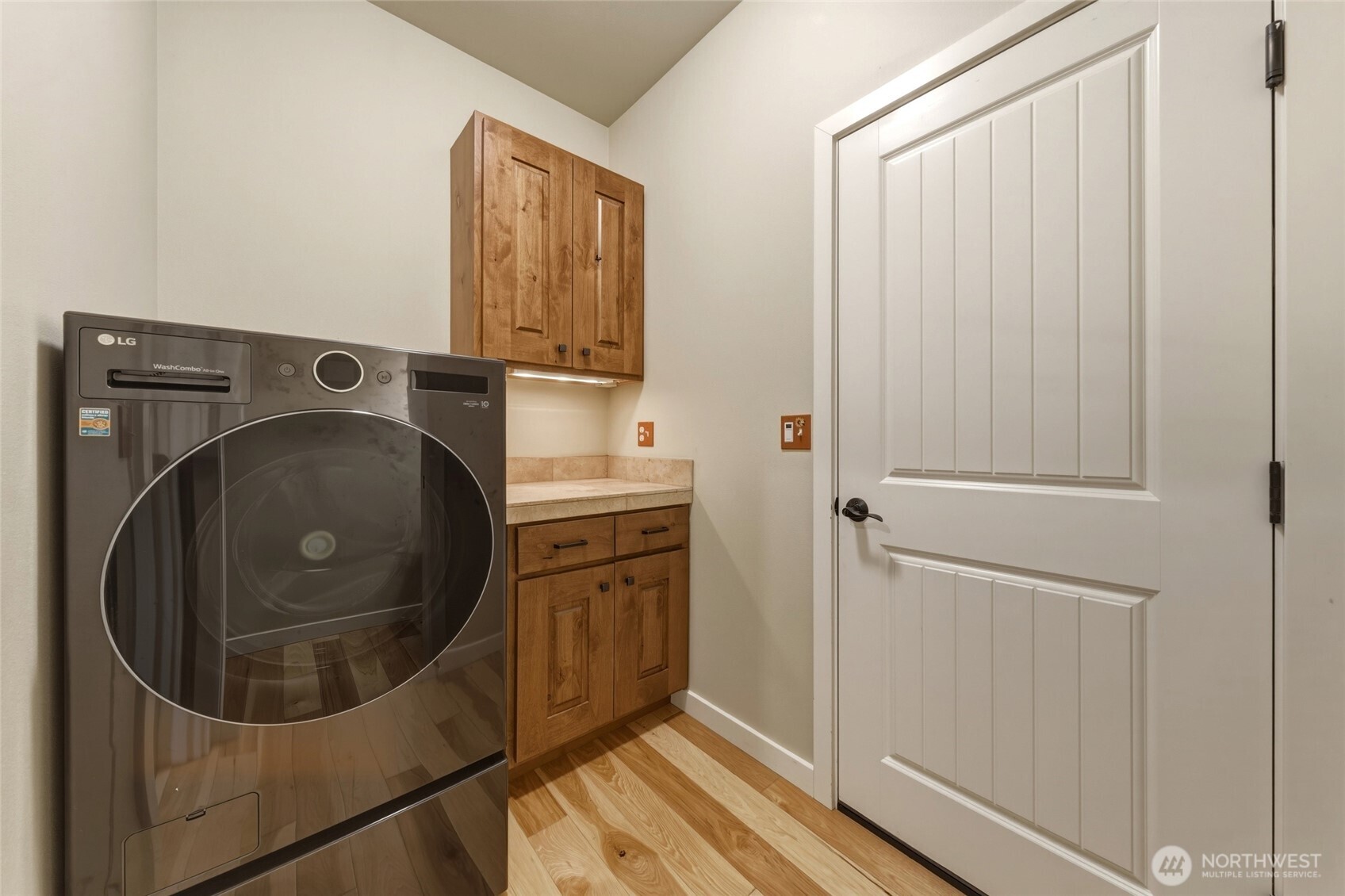 1114 Se Creekside Drive Property Photo 20