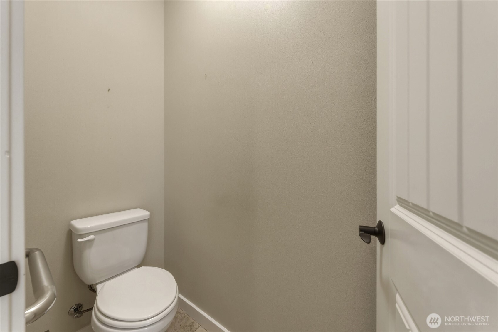 1114 Se Creekside Drive Property Photo 33