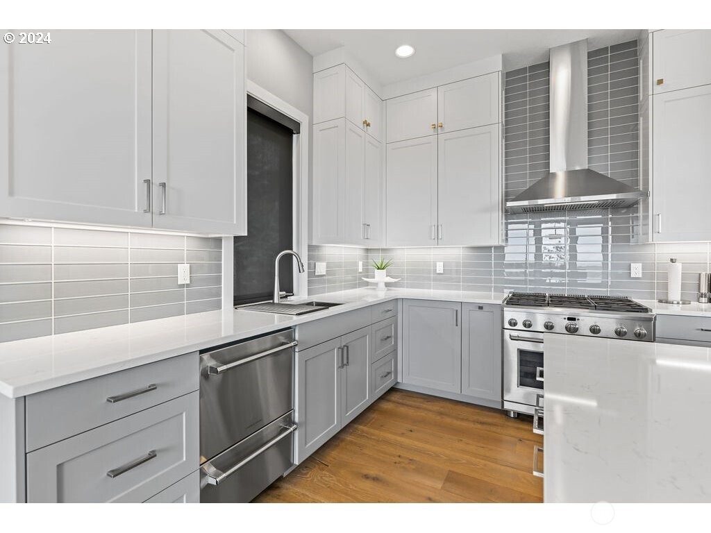 31908 J Place Property Photo 10