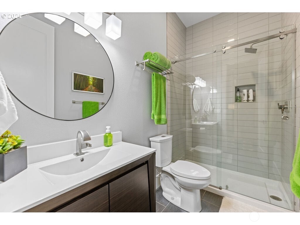 31908 J Place Property Photo 17
