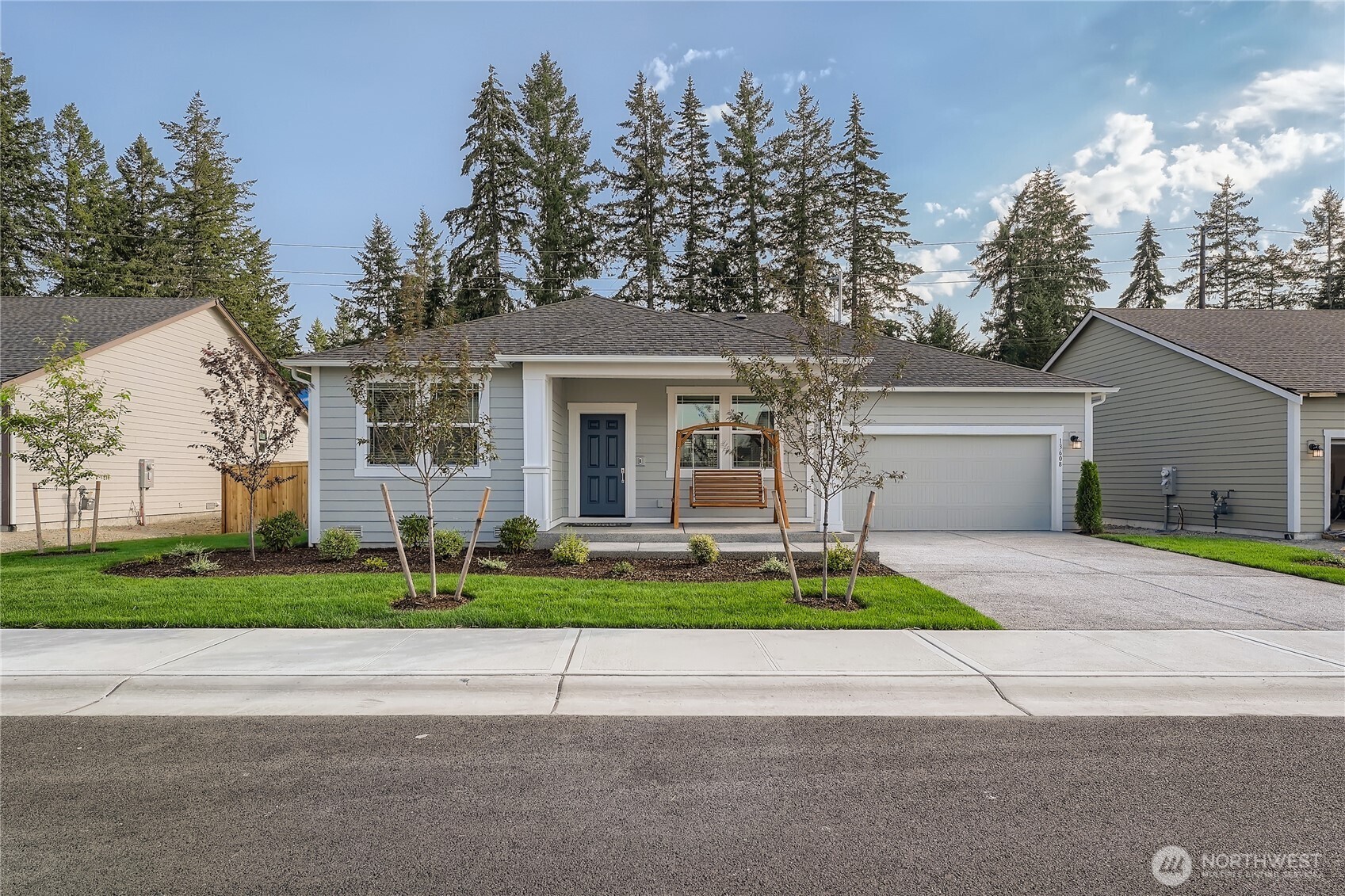 33 Moonshadow Lane Property Photo 1