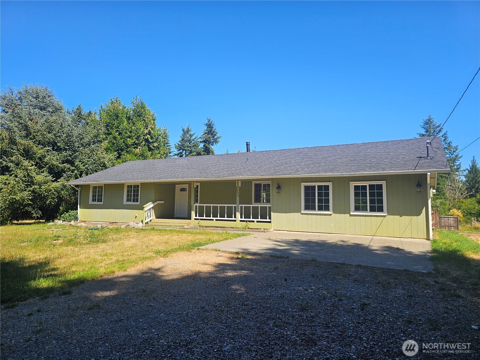 727 Tipsoo Loop Property Photo 1