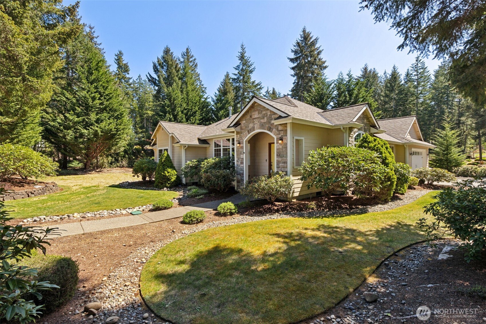 51 E Vine Maple Lane Property Photo 3