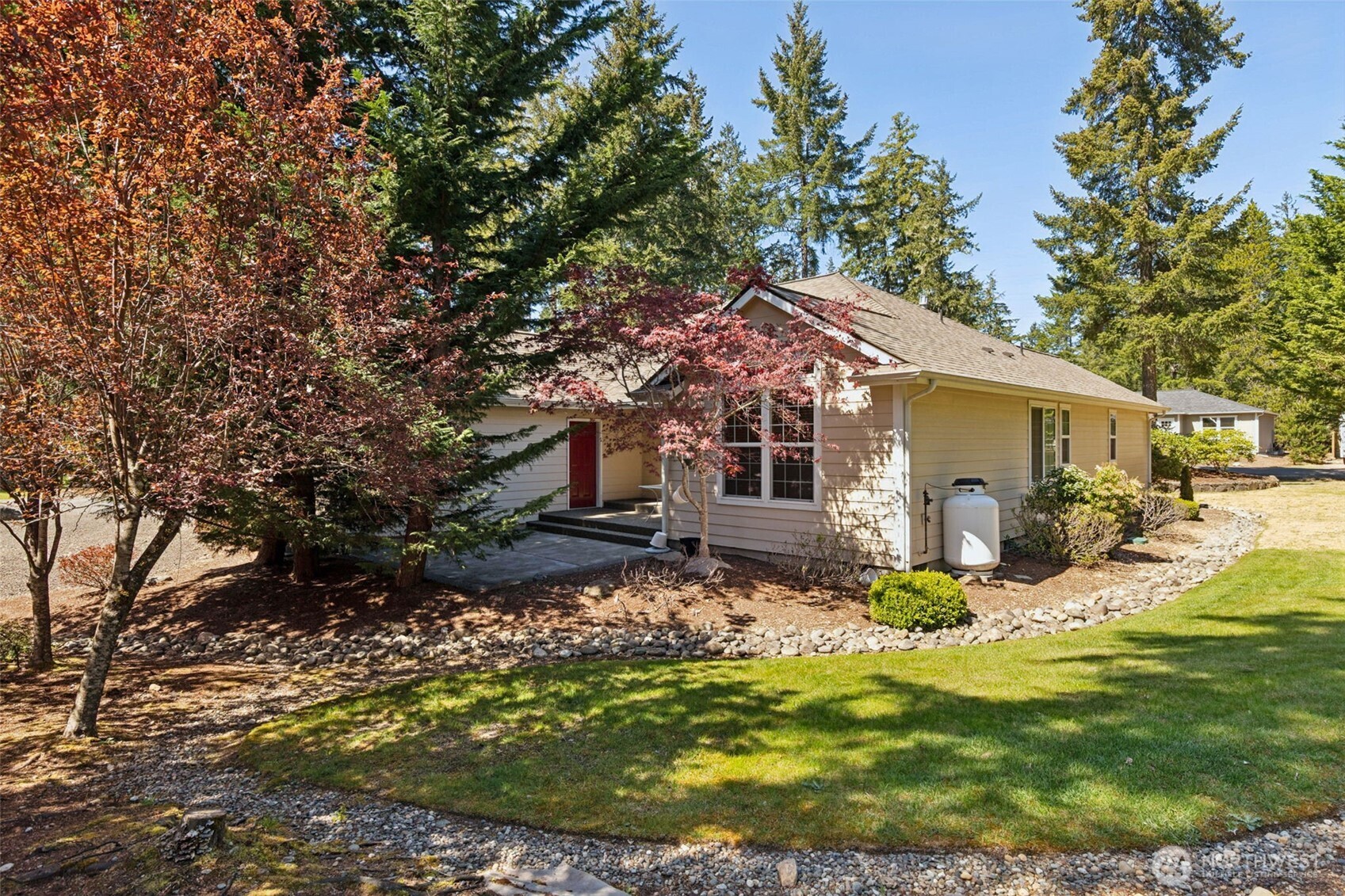51 E Vine Maple Lane Property Photo 4