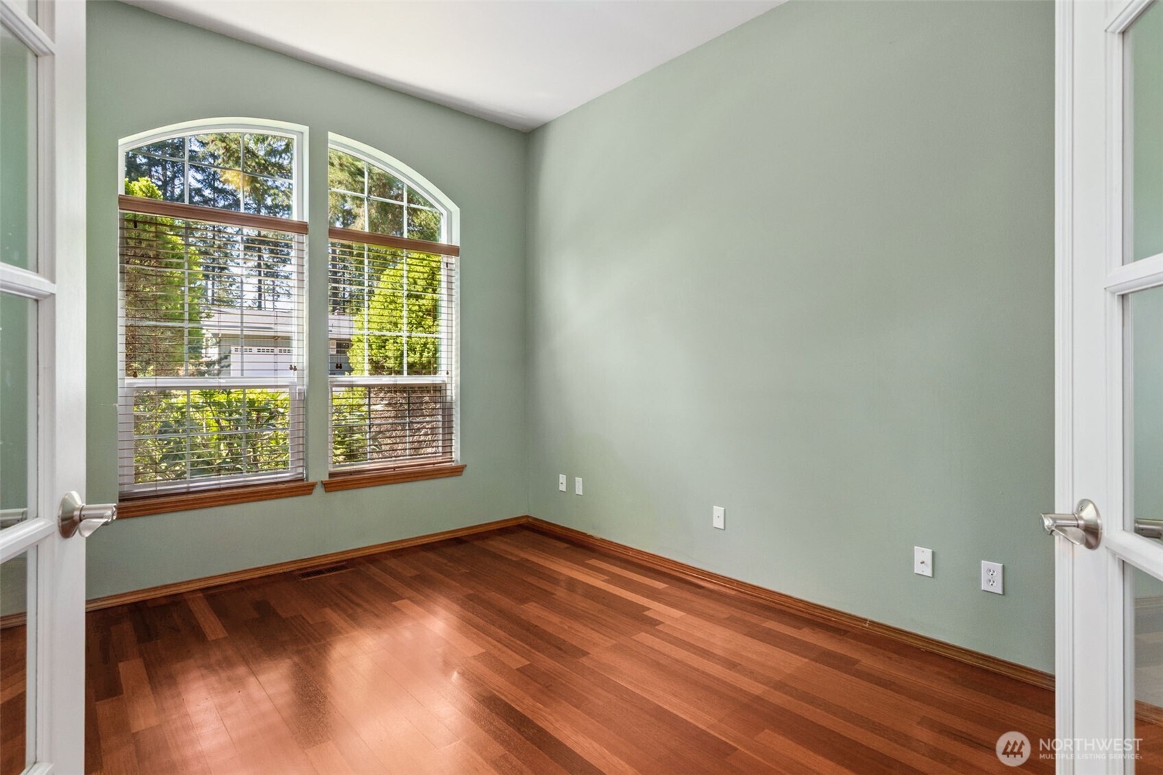 51 E Vine Maple Lane Property Photo 9