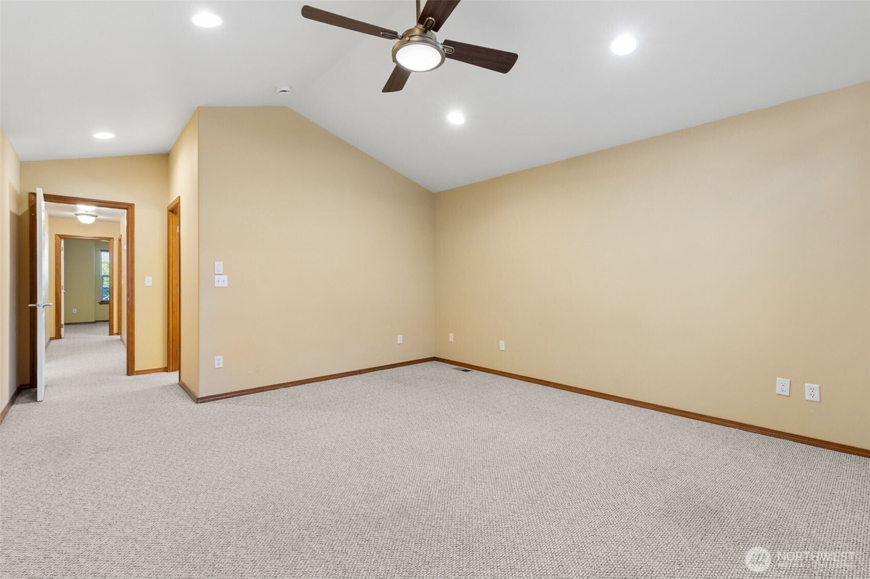 51 E Vine Maple Lane Property Photo 17