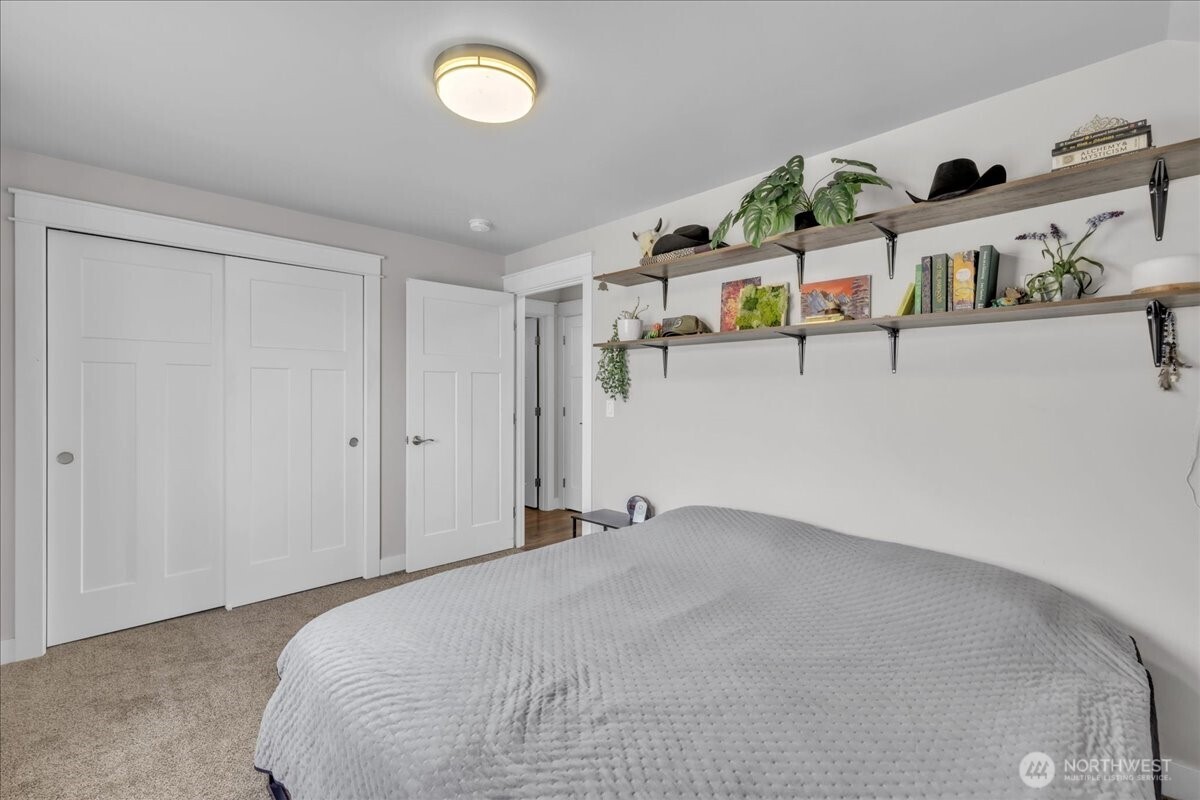 903 Atherton Street Property Photo 22