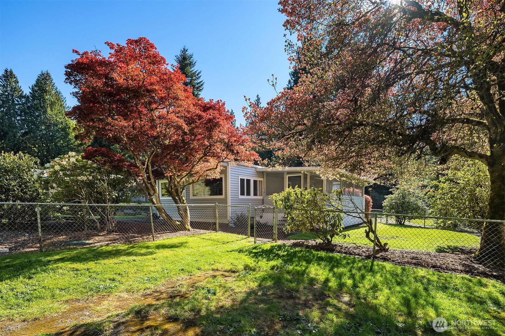 6037 Ne Blakely Avenue Property Photo 1