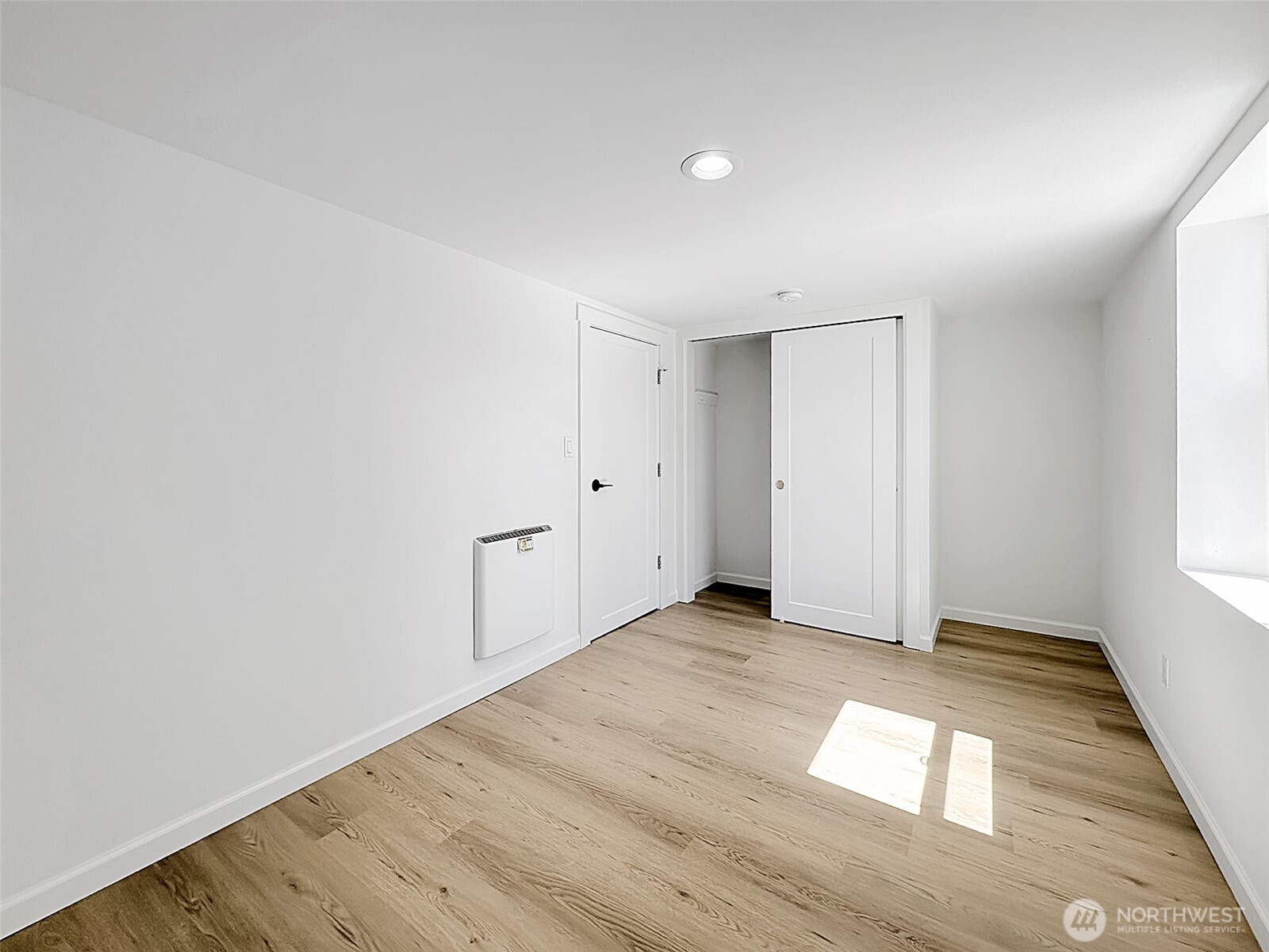 7403 Beverly Blvd Property Photo 16