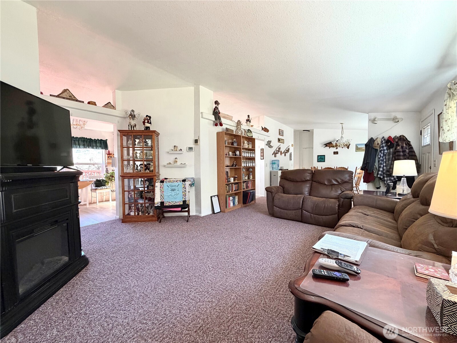 1024 Old Hwy 97 Property Photo 8