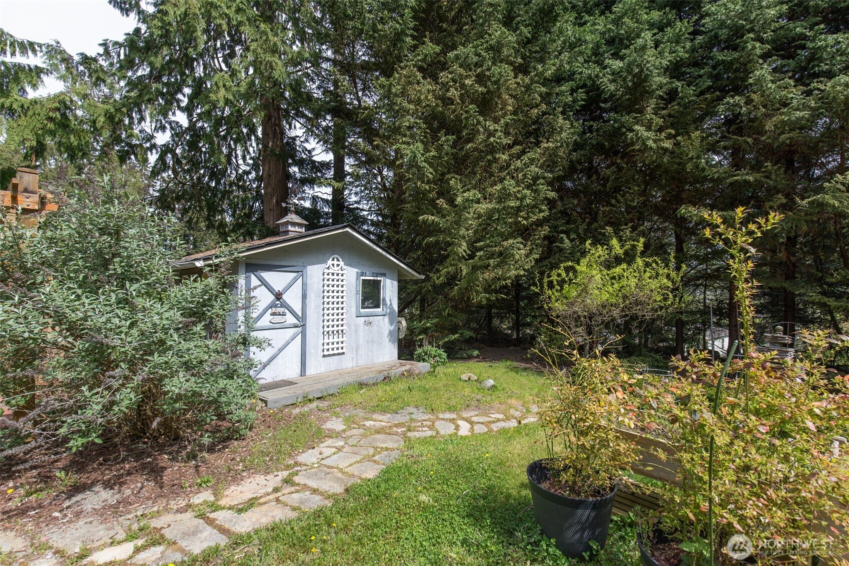31 Salal Way Property Photo 6