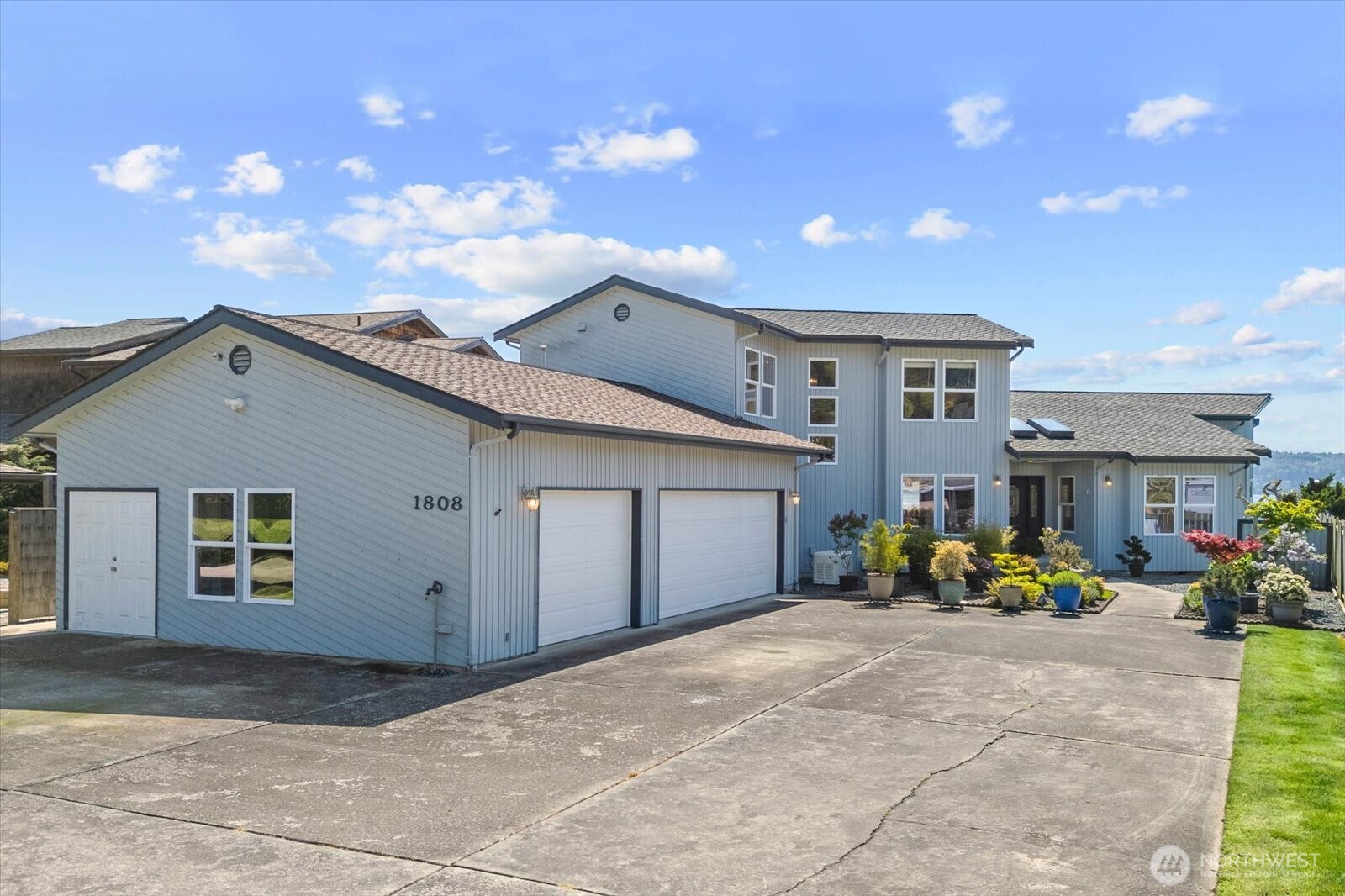 1808 E Lola Beach Lane Property Photo 4