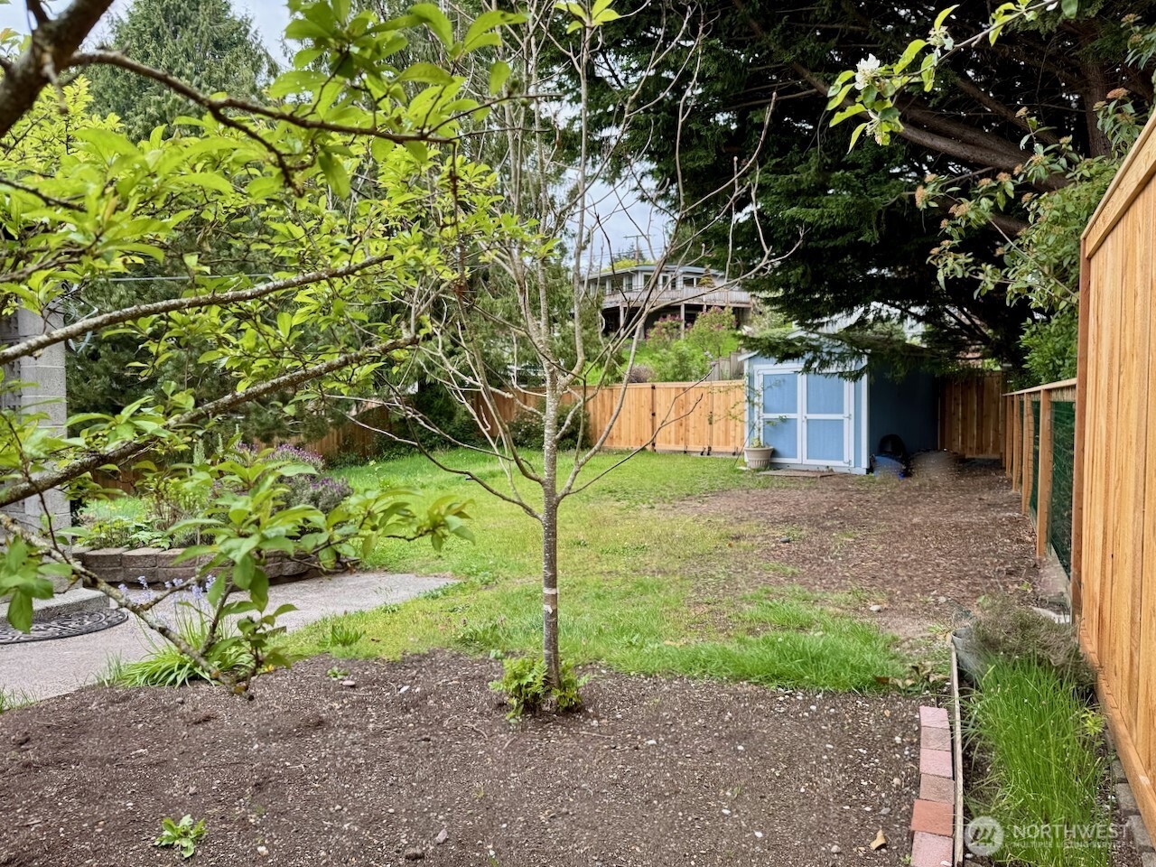 18616 Angeline Avenue Property Photo 10