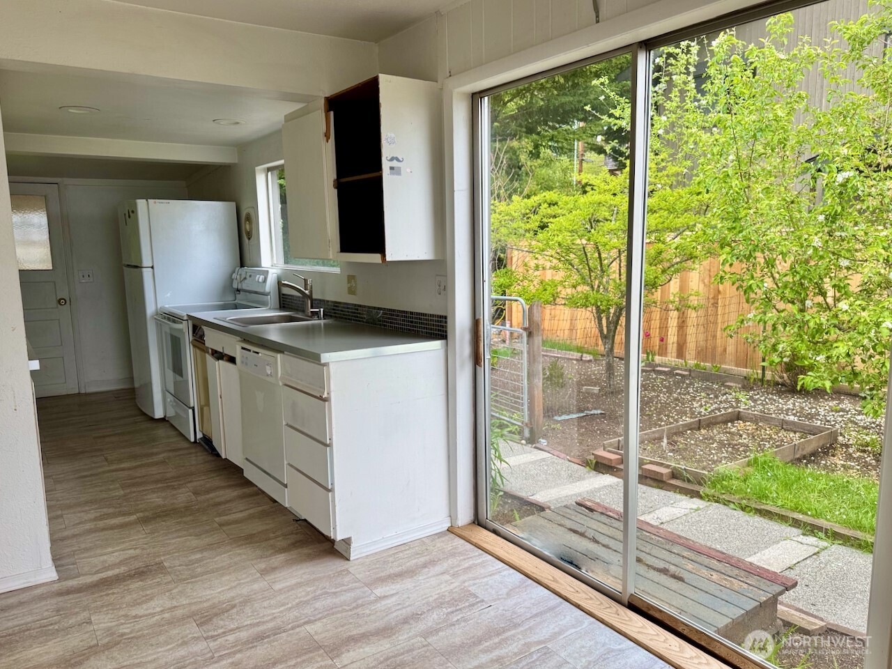 18616 Angeline Avenue Property Photo 17