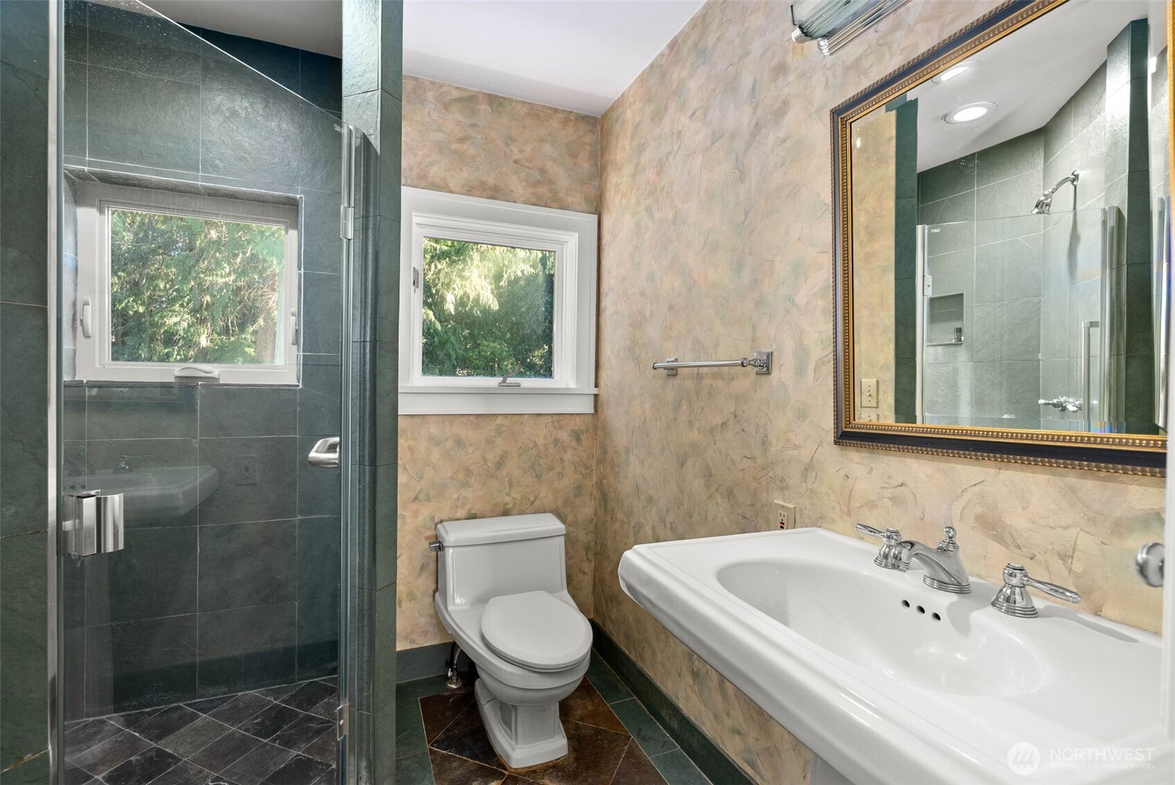 1034 57th Street Property Photo 15