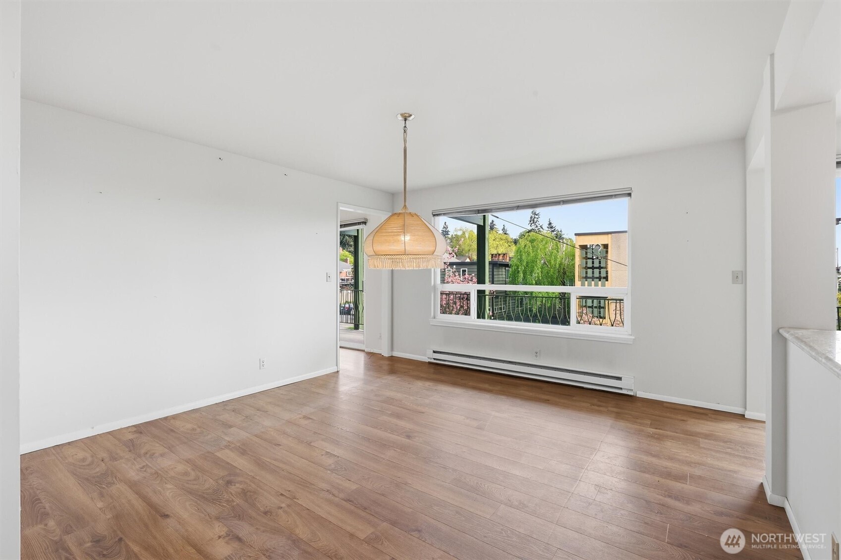 1318 W Barrett Street Property Photo 11