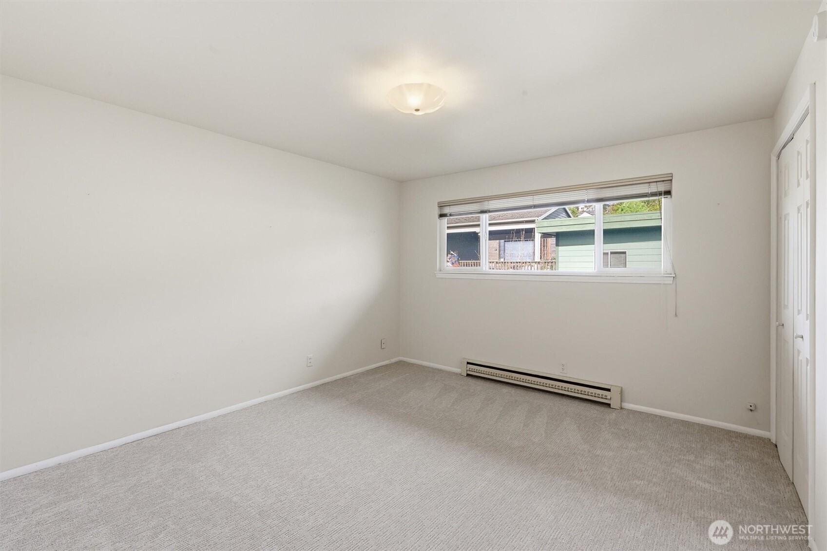1318 W Barrett Street Property Photo 25