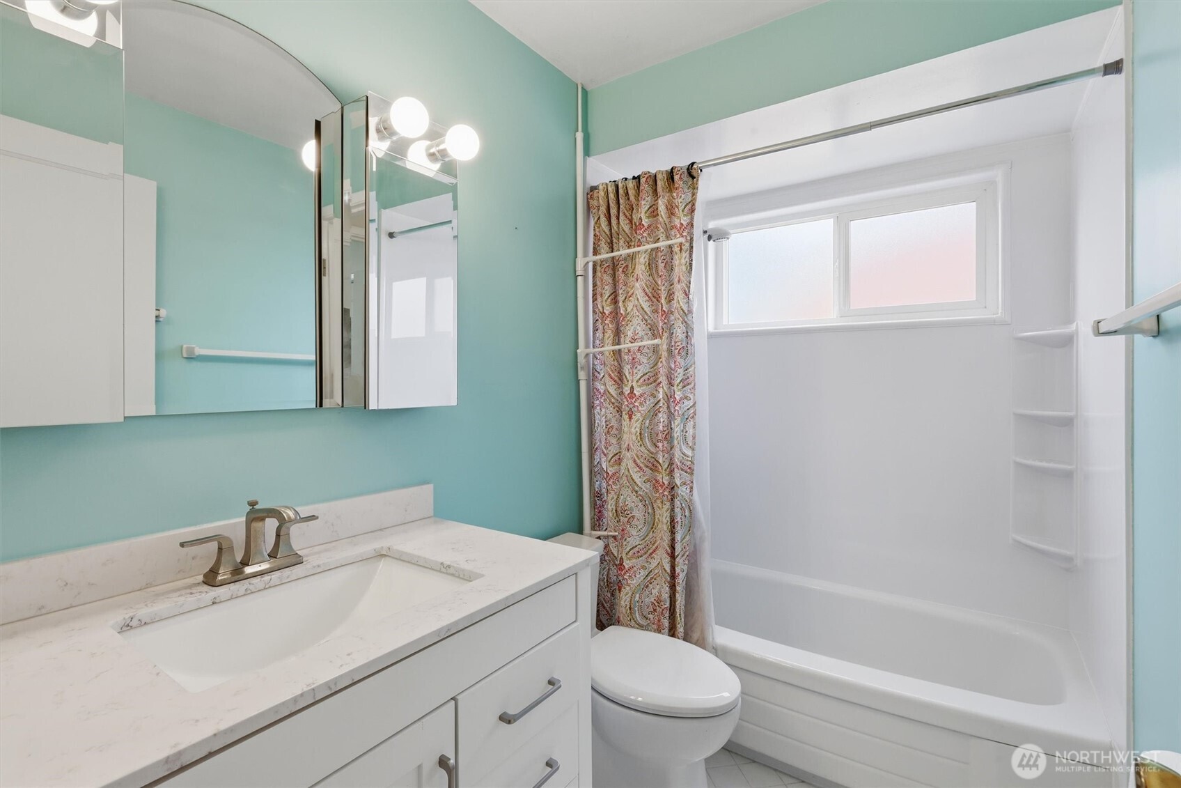 1318 W Barrett Street Property Photo 26