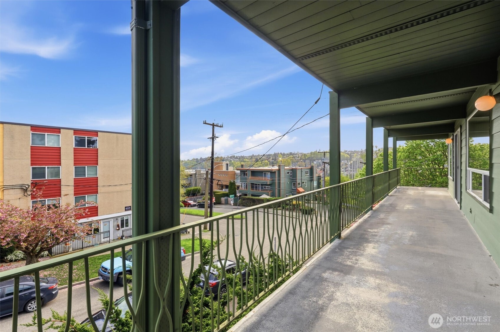 1318 W Barrett Street Property Photo 32