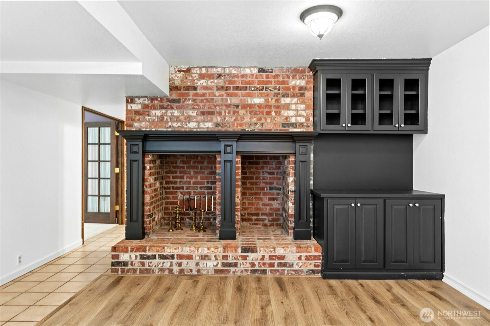 18901 61 Avenue Property Photo 13