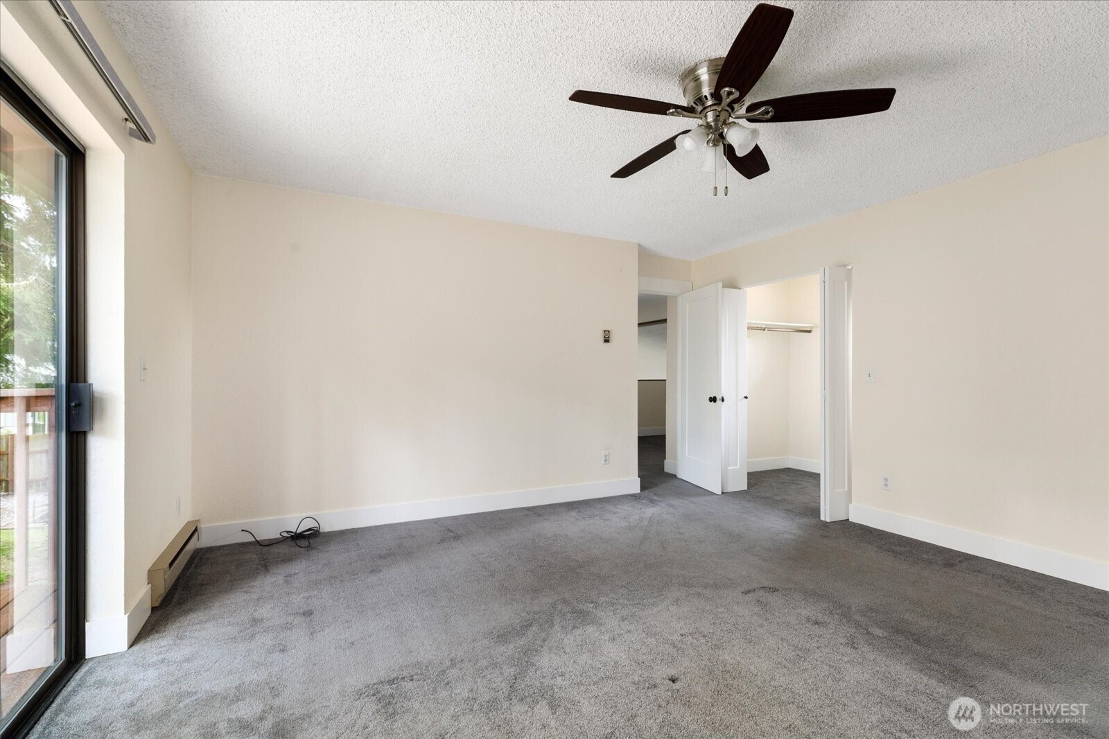 2190 Norcliffe Way Property Photo 21