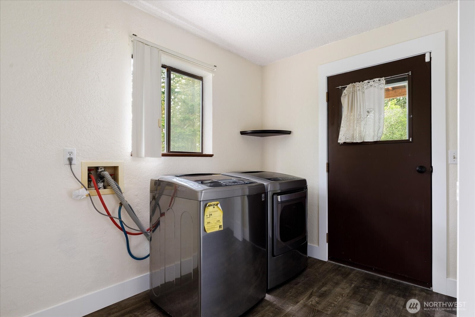 2190 Norcliffe Way Property Photo 30