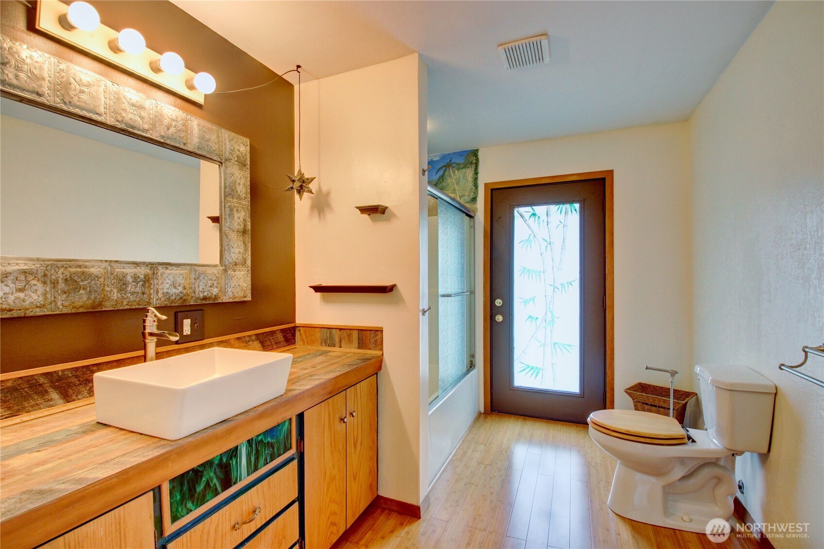 19023 23rd Avenue Property Photo 16