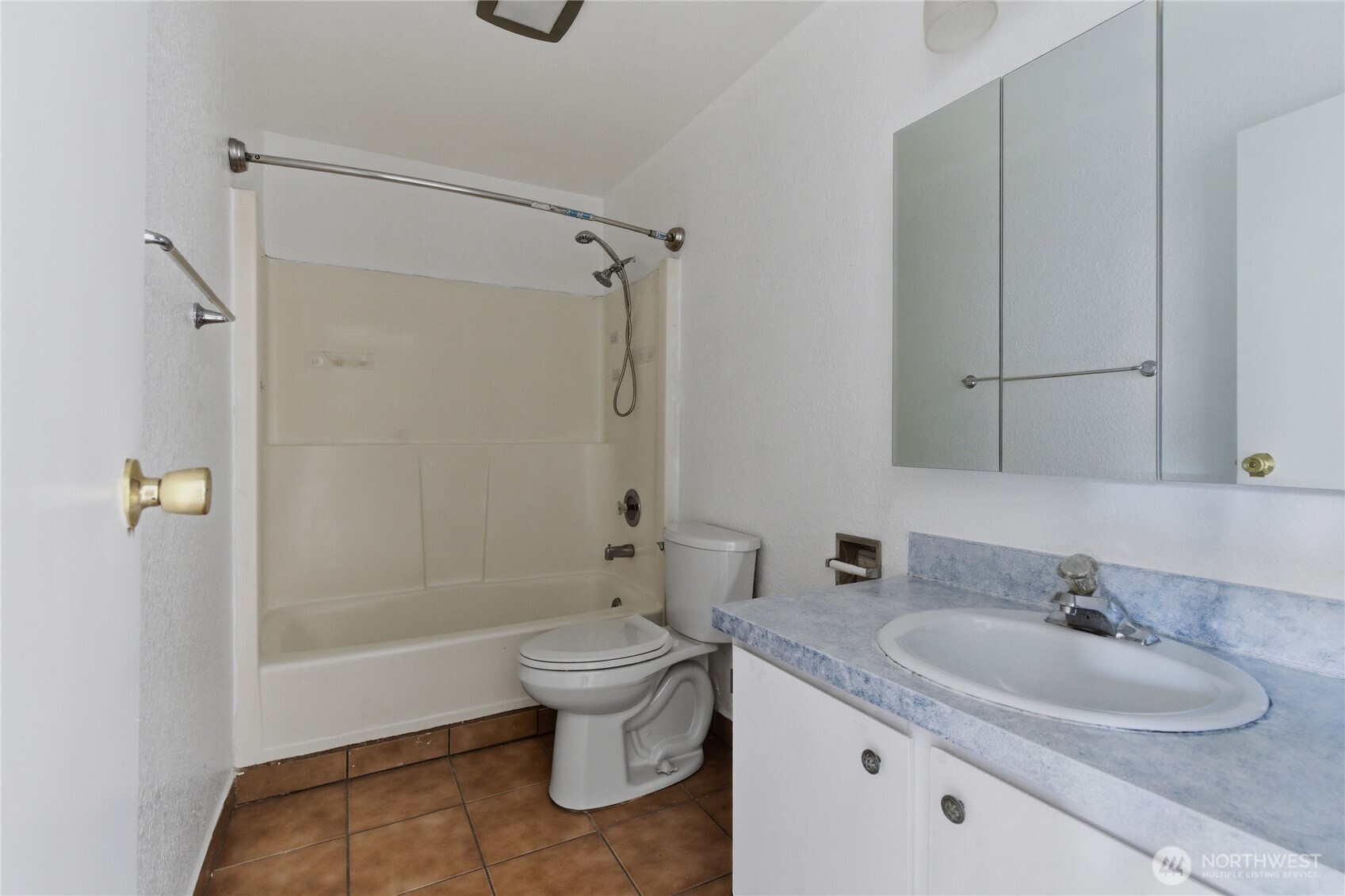 2810 D Place Property Photo 14