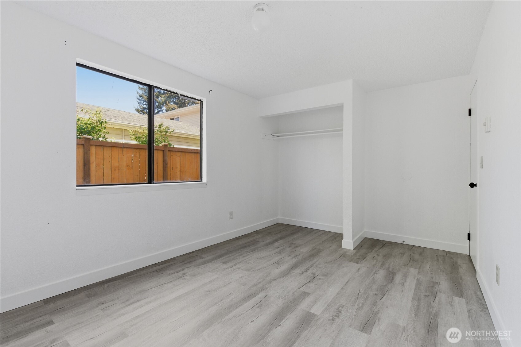 2810 D Place Property Photo 16