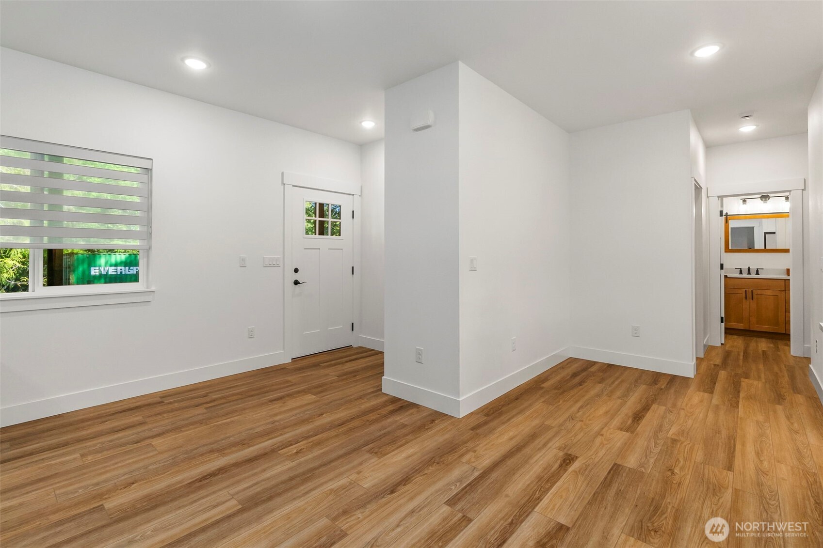 9725 Hunter Point Road Property Photo 14