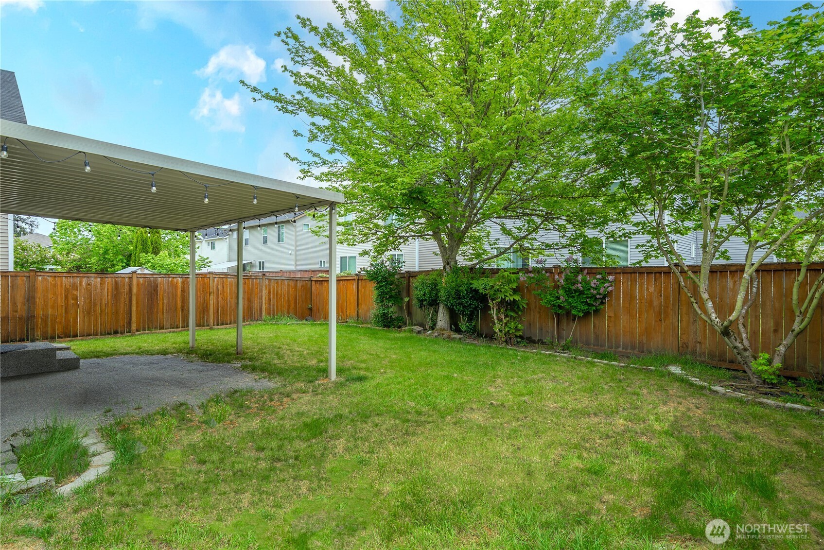 1926 Homan Avenue Property Photo 33