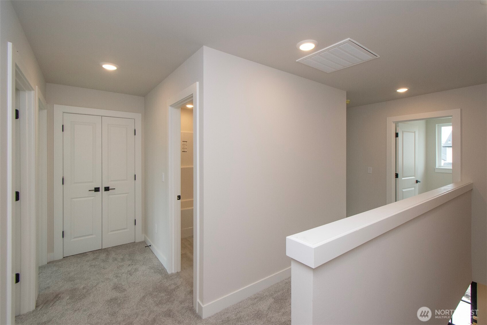 41 Sussex Court Property Photo 19