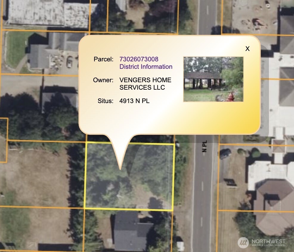 4913 N Place Property Photo 6