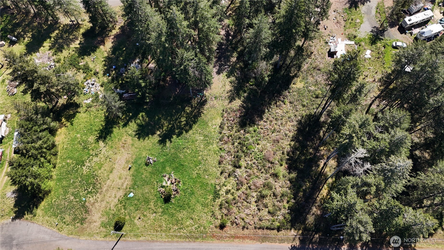 170 W Blackberry Lane Property Photo 3