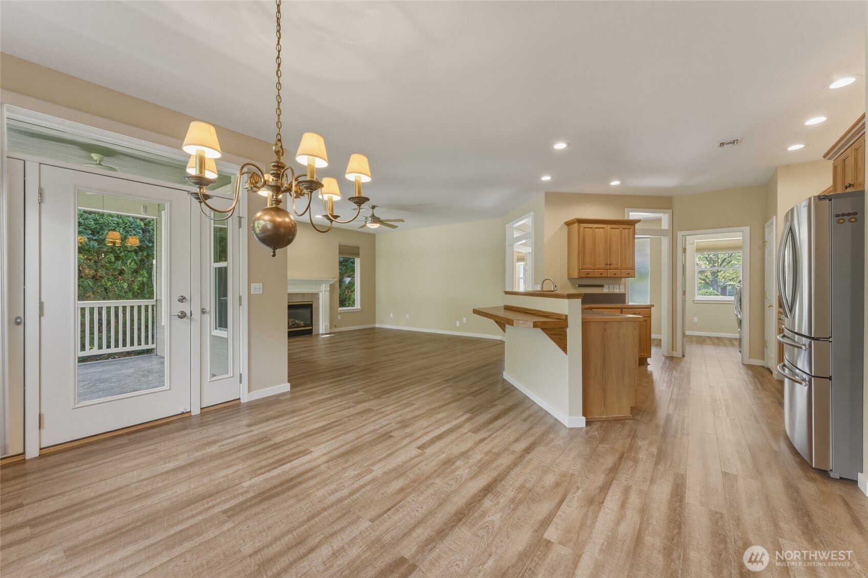 807 Se Covey Court Property Photo 8