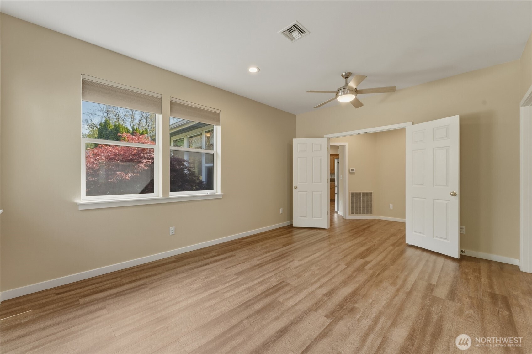807 Se Covey Court Property Photo 16