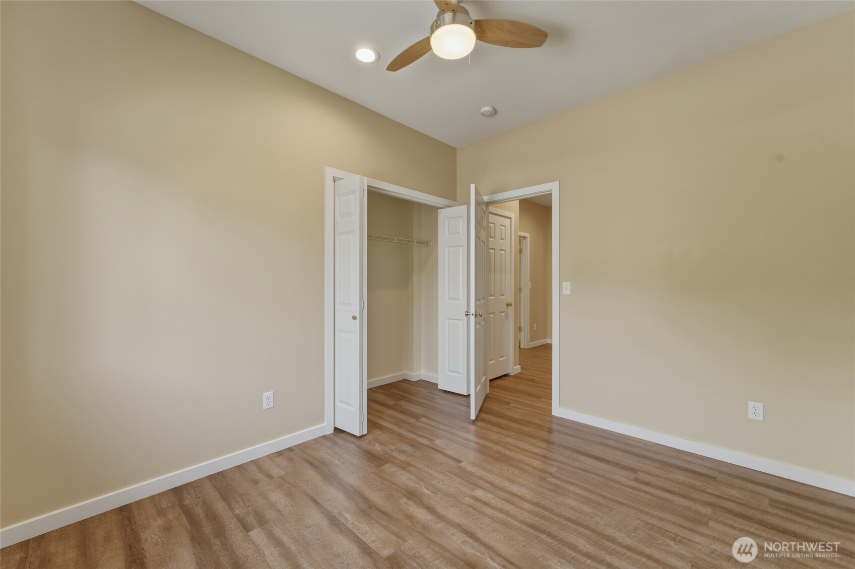 807 Se Covey Court Property Photo 28