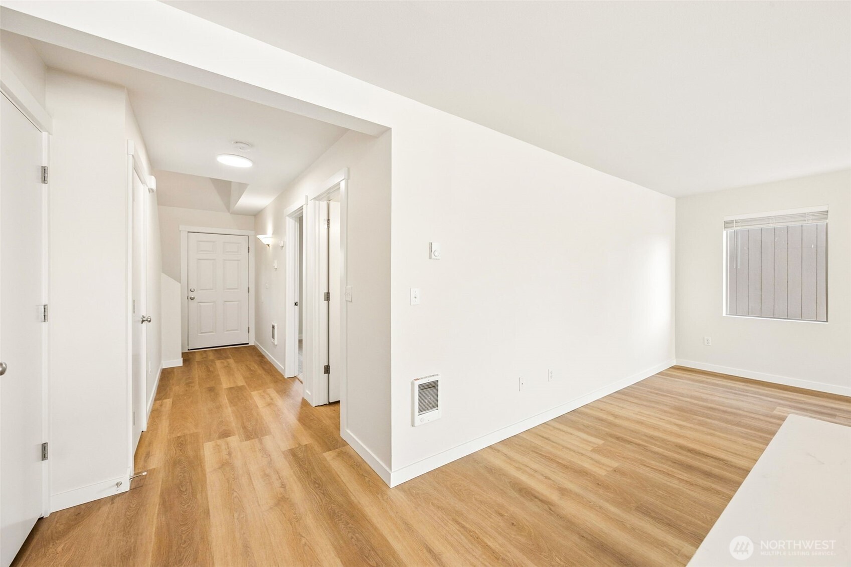 20107 40th Avenue Property Photo 11