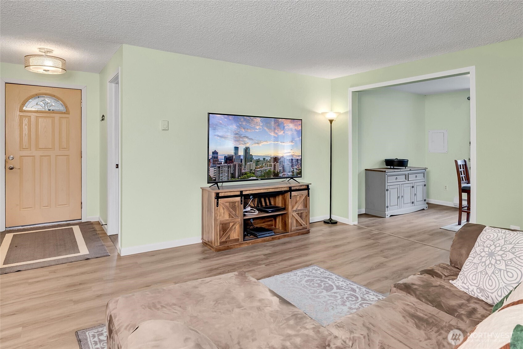 5617 322nd Avenue Property Photo 11