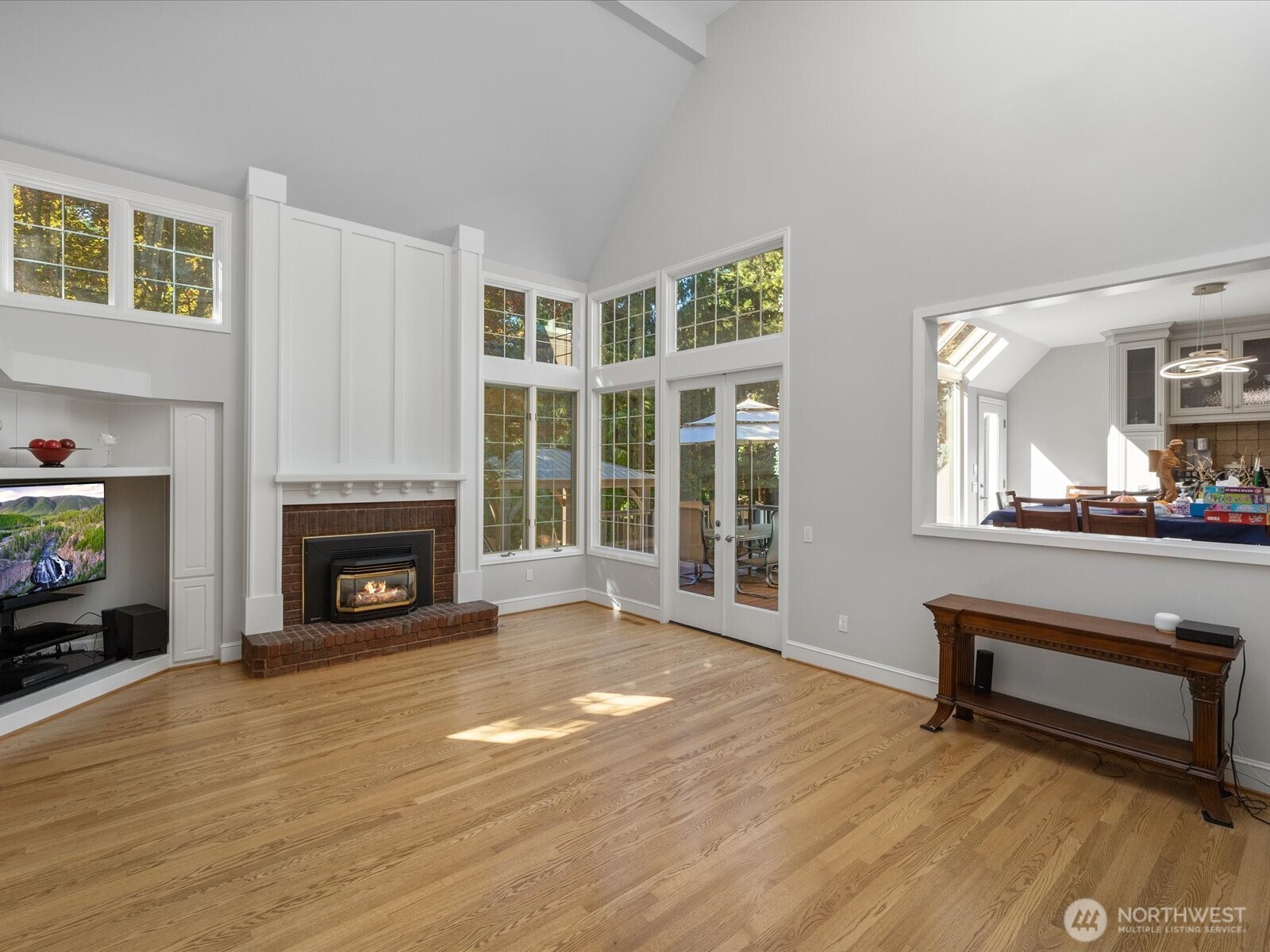 20421 Ne 66th Court Property Photo 14