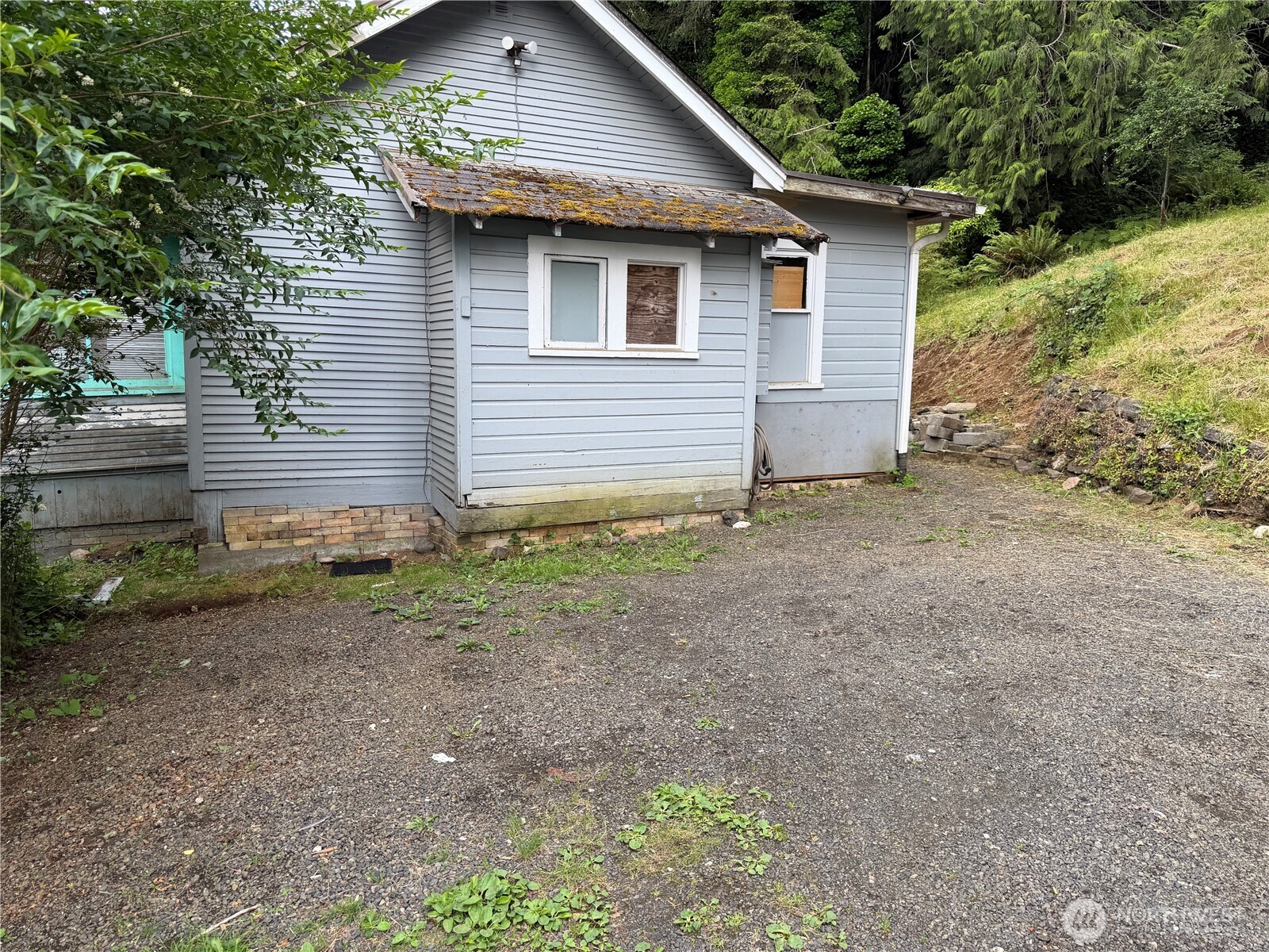 2833 Wishkah Road Property Photo 5