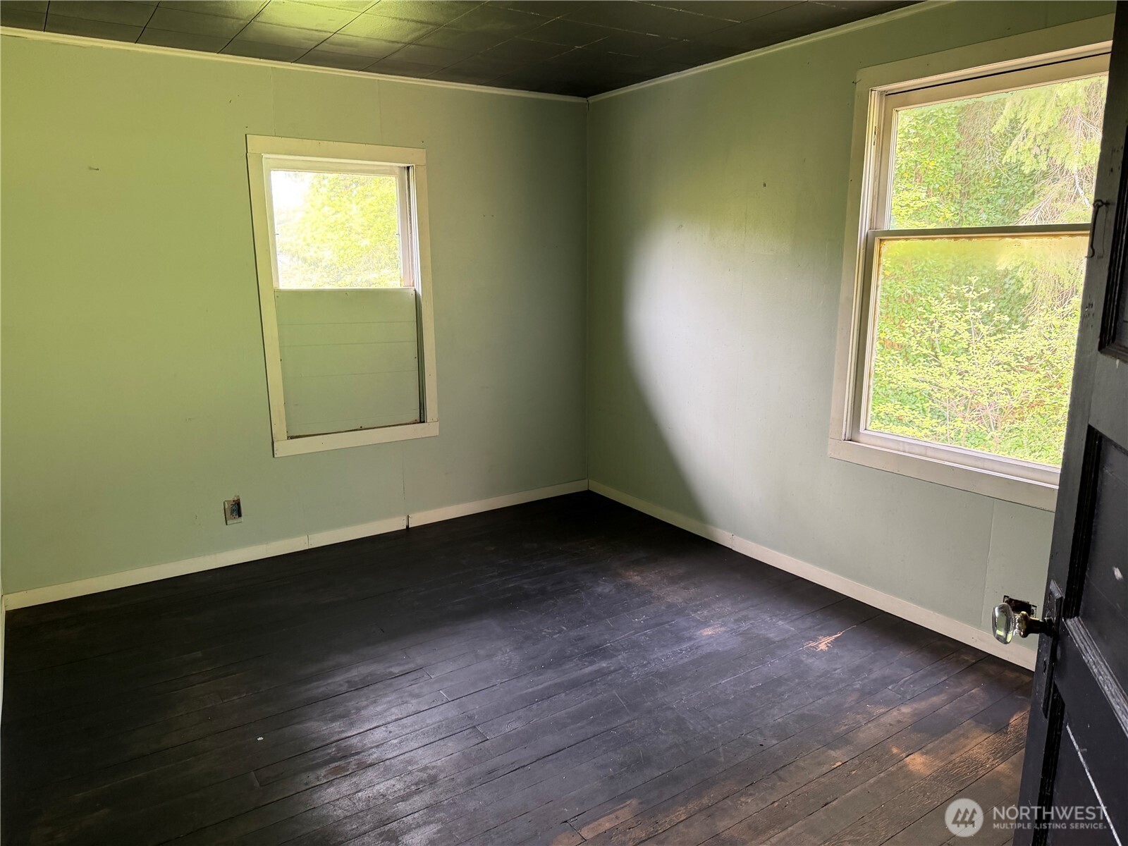 2833 Wishkah Road Property Photo 13
