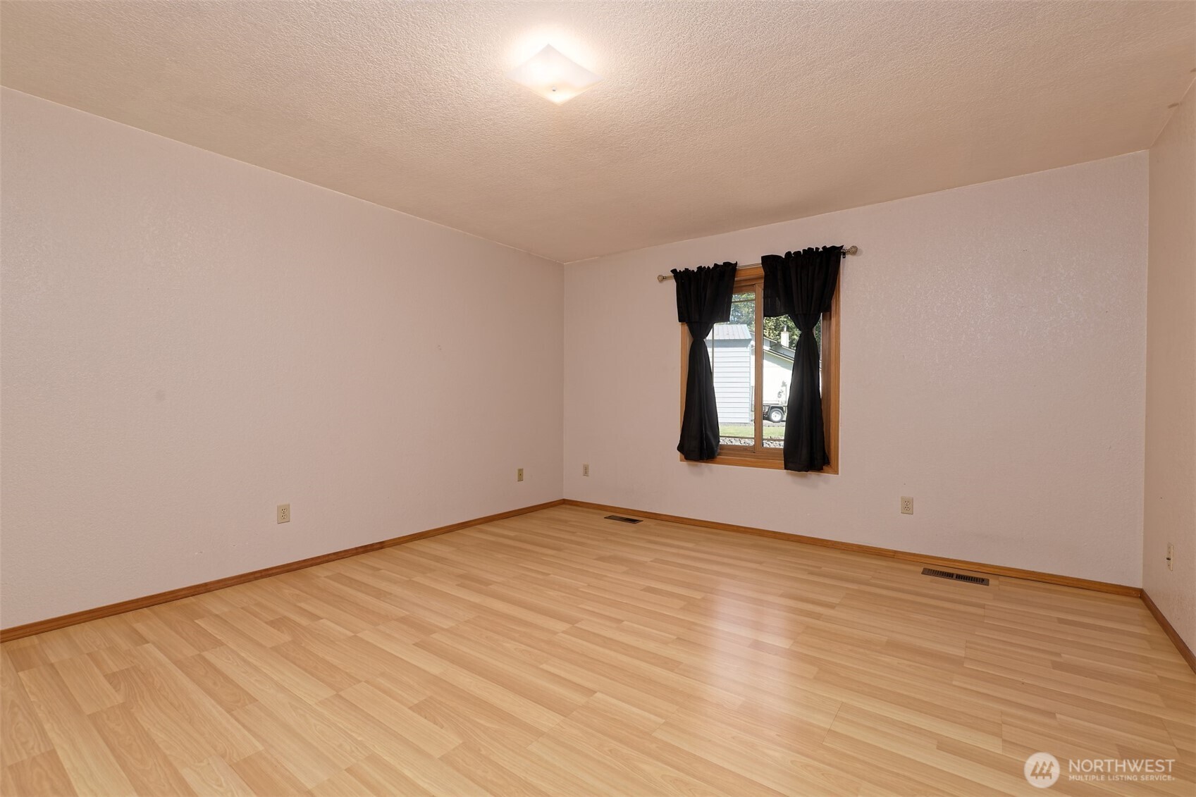 8219 Ethan Lane Property Photo 17
