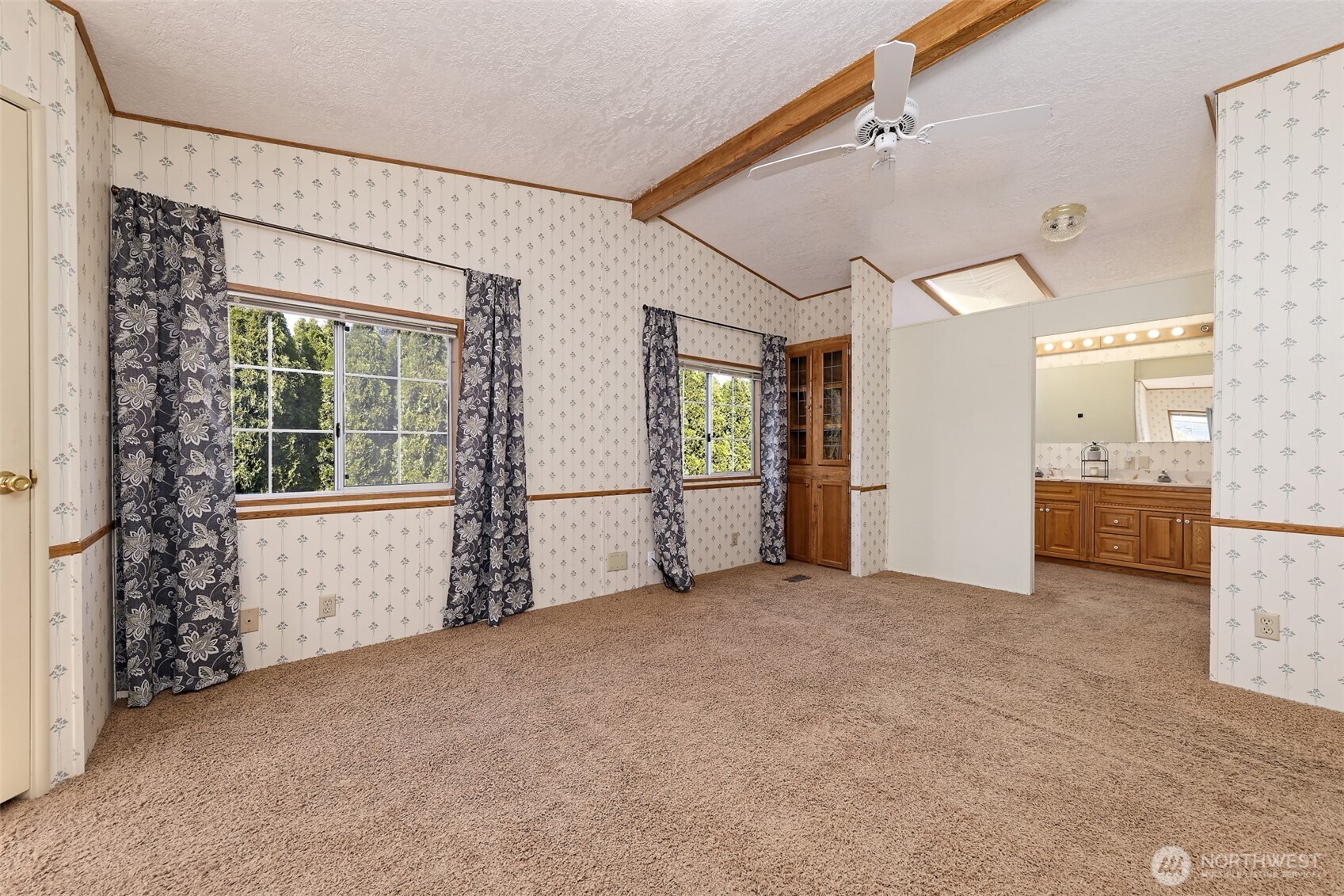 11 Donder Road Property Photo 13