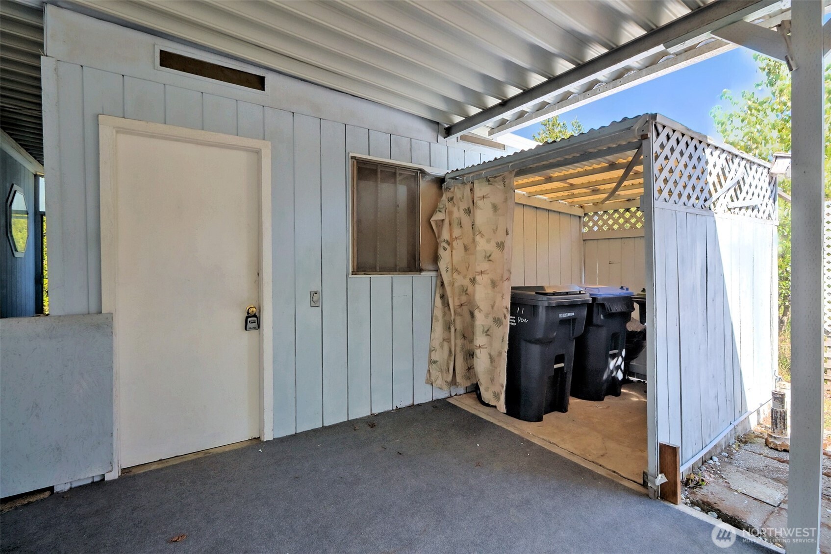 11 Donder Road Property Photo 22