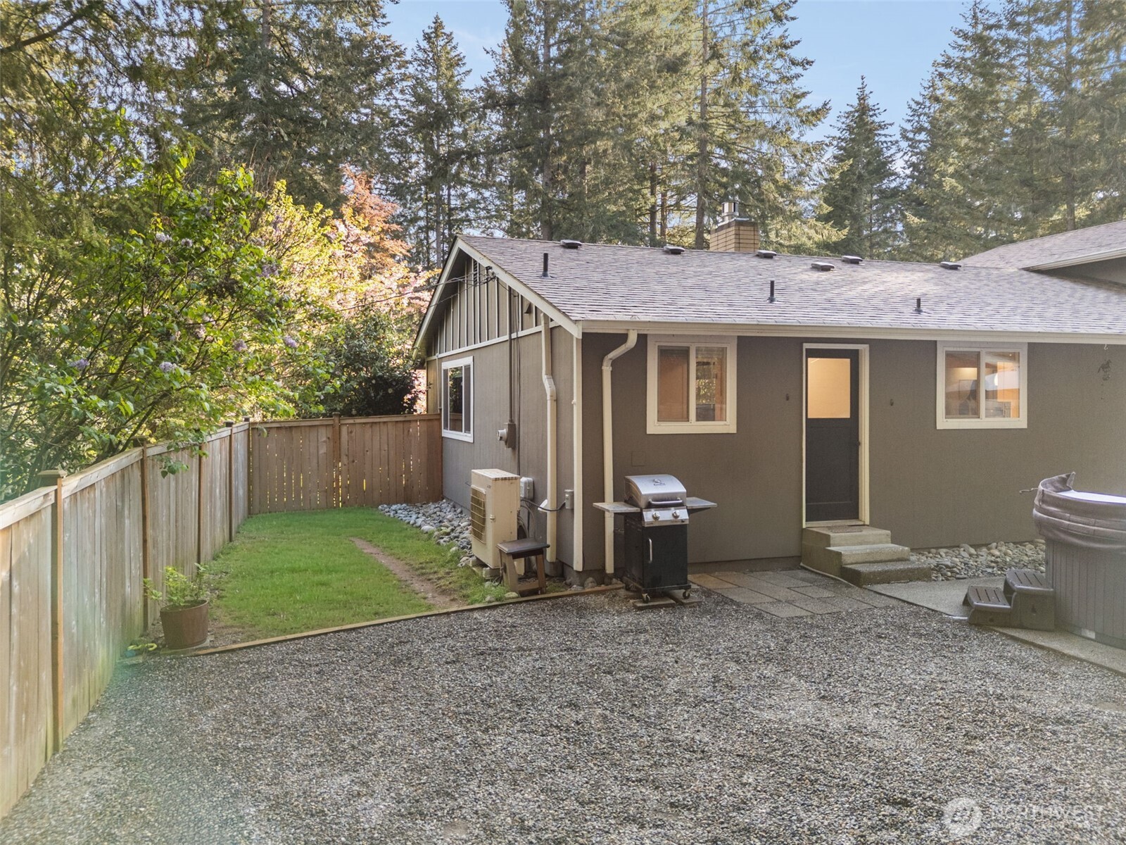 7041 67th Street Property Photo 19